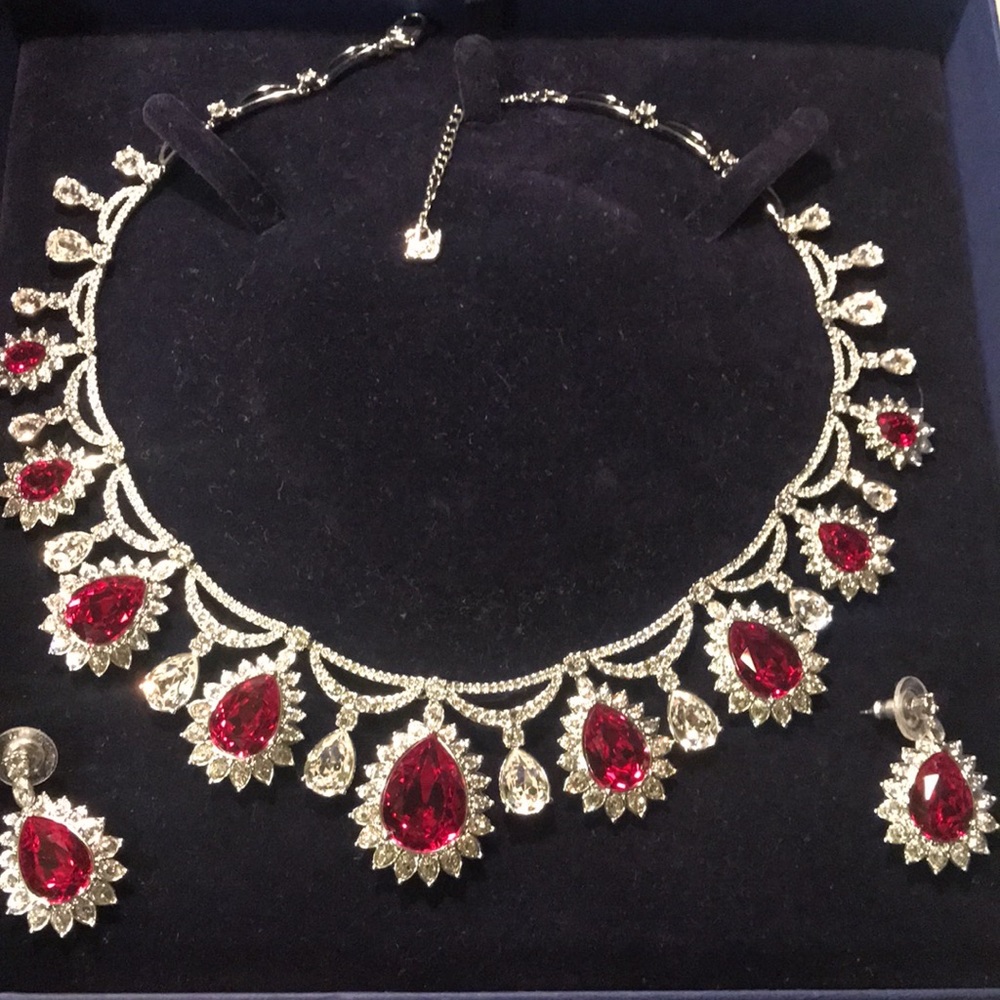New Authentic Swarovski Ruby Princess Necklace/Collar with Matching Earrings!